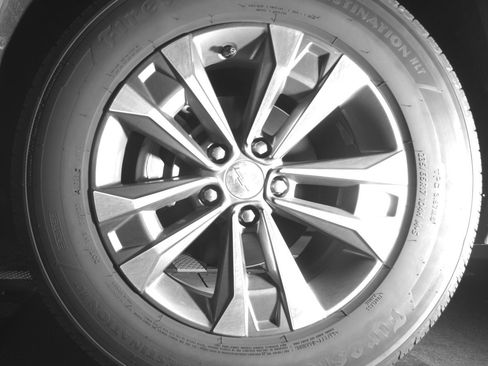 Used 2025 Chevrolet Equinox LT FWD image 12