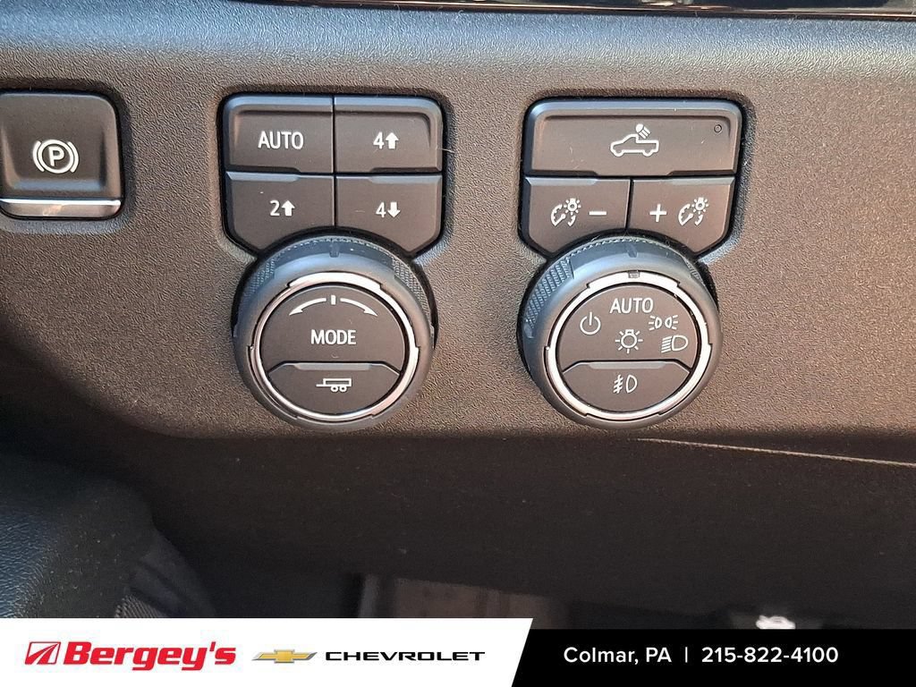Certified 2024 Chevrolet Silverado 1500 RST w/ Rally Edition AWD/4WD image 26