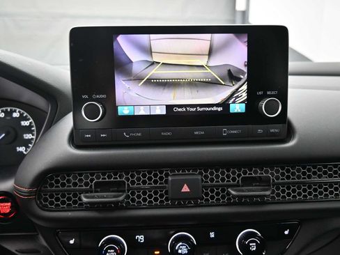Used 2024 Honda HR-V Sport image 8