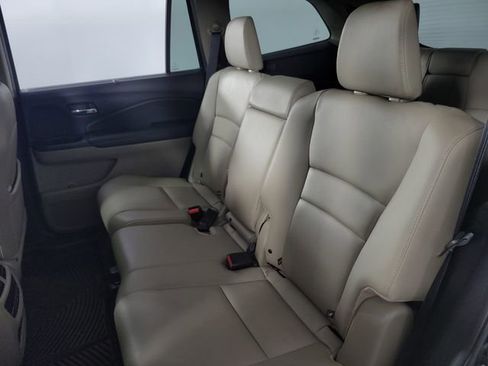 Used 2019 Honda Pilot EX-L image 18
