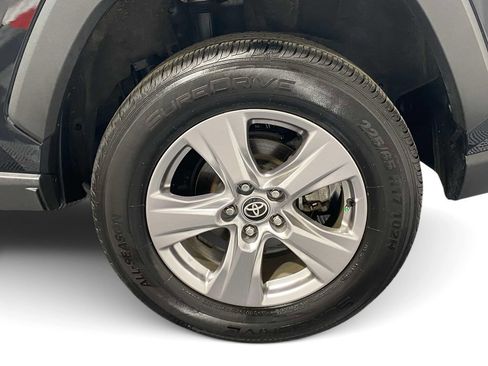 Used 2023 Toyota RAV4 XLE FWD image 7