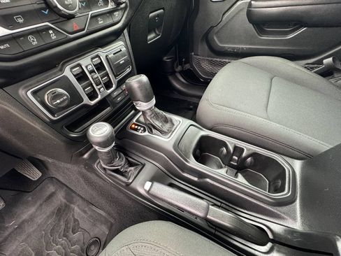 Used 2020 Jeep Gladiator Sport w/ Quick Order Package 24S AWD/4WD image 27