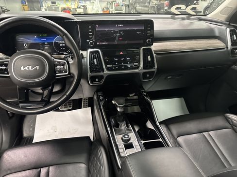 Used 2022 Kia Sorento SX Prestige image 30
