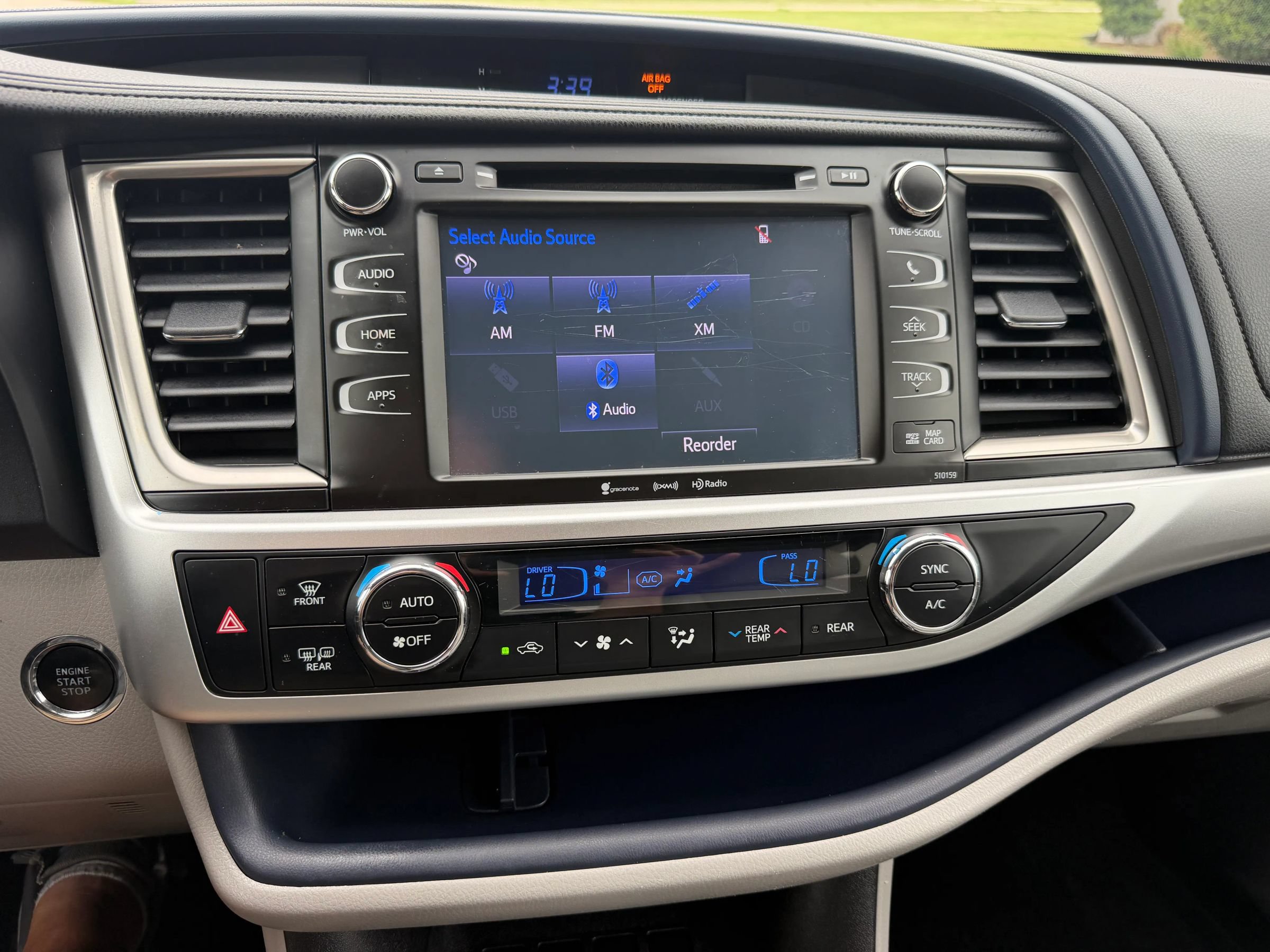 Used 2016 Toyota Highlander XLE FWD image 39
