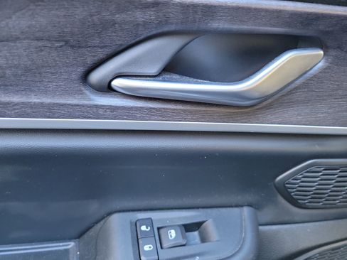 Used 2022 Jeep Grand Cherokee L Limited image 27