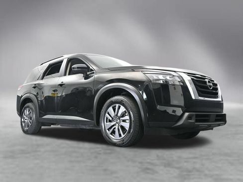 Used 2025 Nissan Pathfinder SV FWD image 66