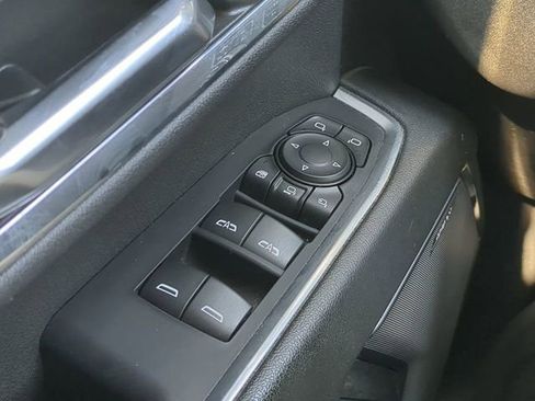 Used 2024 Chevrolet Silverado 3500 High Country w/ High Country Premium Package image 30