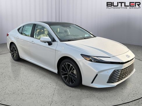 New 2026 Toyota Camry XLE AWD/4WD image 8