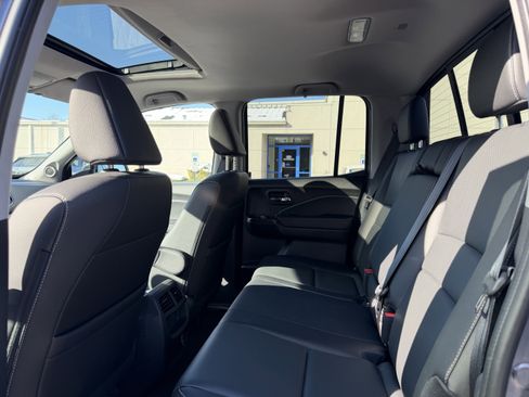 Used 2023 Honda Ridgeline RTL-E image 23