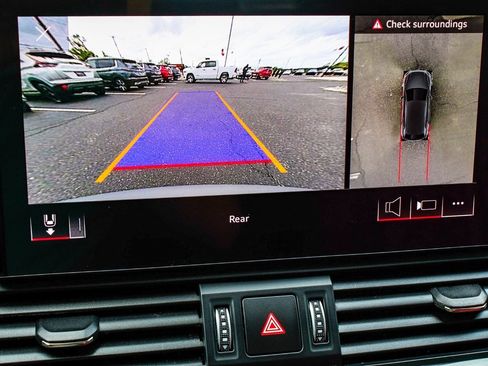 Used 2022 Audi SQ5 Premium Plus w/ Premium Plus Package image 19