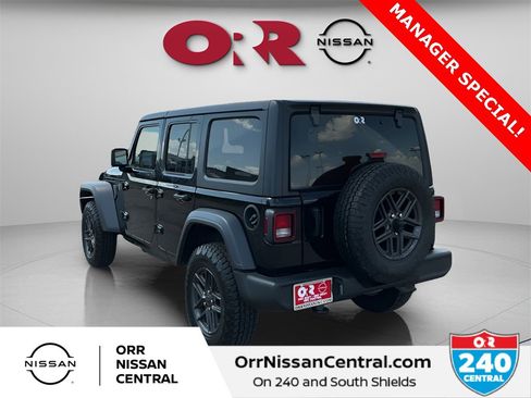 Used 2024 Jeep Wrangler Sport S image 7