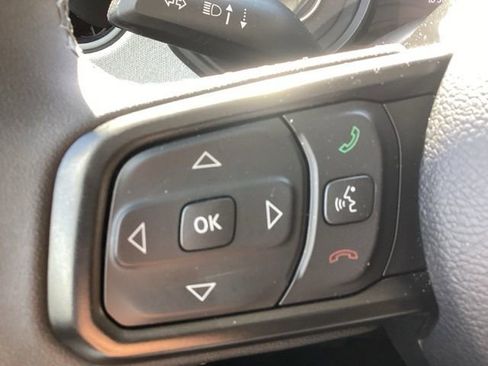 Used 2025 Jeep Wrangler Unlimited Sport AWD/4WD image 15