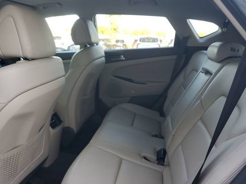 Used 2018 Hyundai Tucson SEL Plus FWD image 9