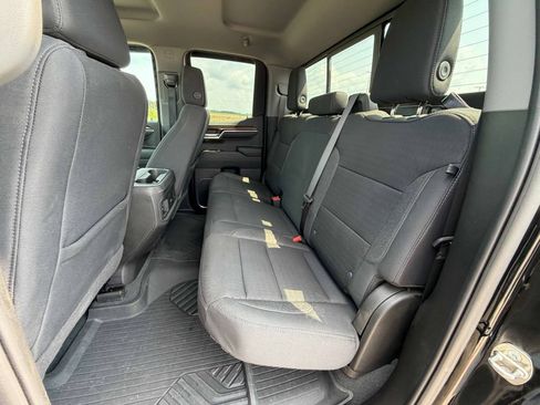 Used 2024 Chevrolet Silverado 1500 RST AWD/4WD image 19