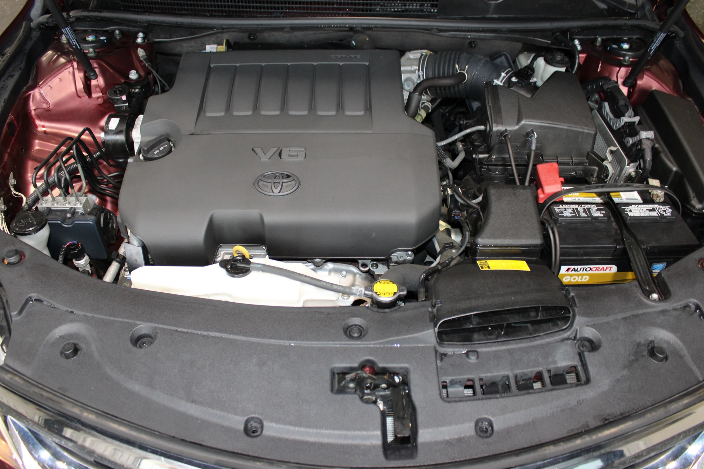 Used 2014 Toyota Avalon XLE Touring FWD image 38