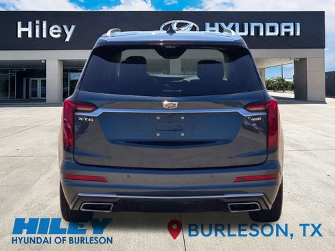 Used 2021 Cadillac XT6 Premium Luxury FWD image 7