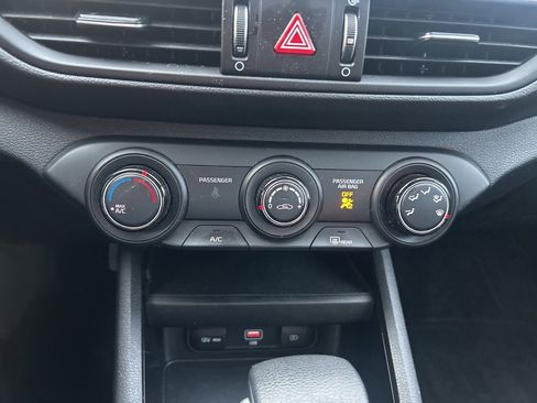 Certified 2024 Kia Forte LXS w/ LXS Technology Package image 13