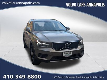 Certified 2022 Volvo XC40 T5 Momentum w/ Premium Package