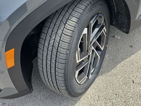 New 2026 Hyundai Tucson Limited FWD image 32
