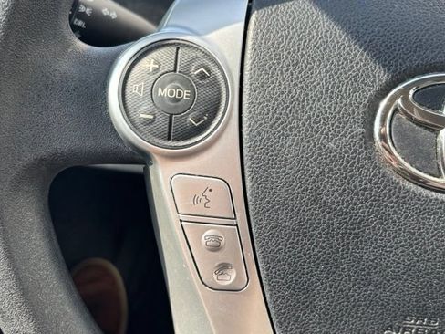 Used 2015 Toyota Prius C Three FWD image 10