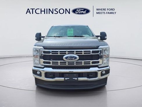 Used 2026 Ford F250 XLT AWD/4WD image 2