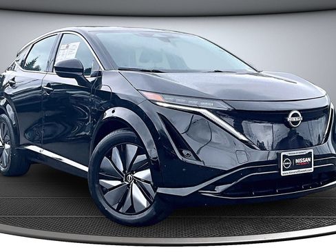 Used 2023 Nissan Ariya FWD image 1