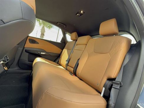 Used 2025 Lexus RX 350 Premium w/ Convenience Package image 11