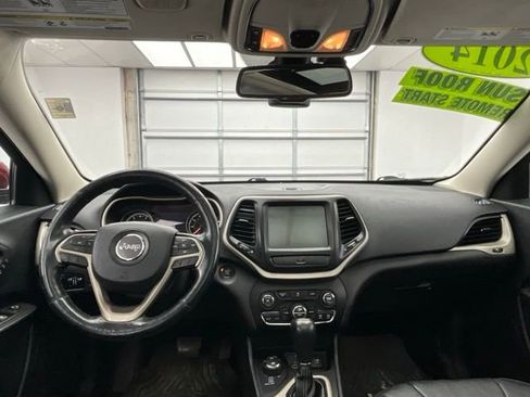 Used 2014 Jeep Cherokee Limited w/ Luxury Group image 3