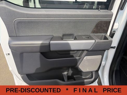 Used 2024 Ford F250 Lariat AWD/4WD image 32