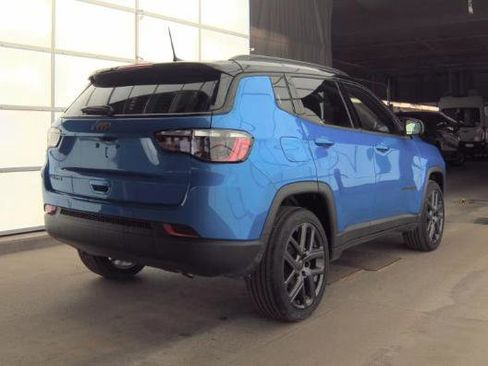 Used 2026 Jeep Compass Limited AWD/4WD image 3