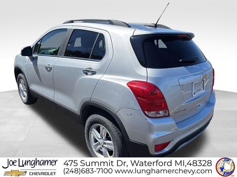 Used 2018 Chevrolet Trax LT w/ LT Convenience Package AWD/4WD image 5