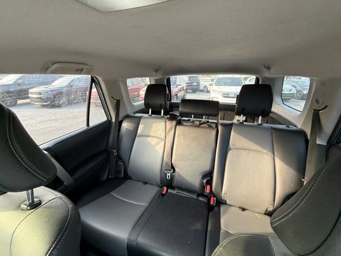 Used 2022 Toyota 4Runner SR5 Premium AWD/4WD image 8