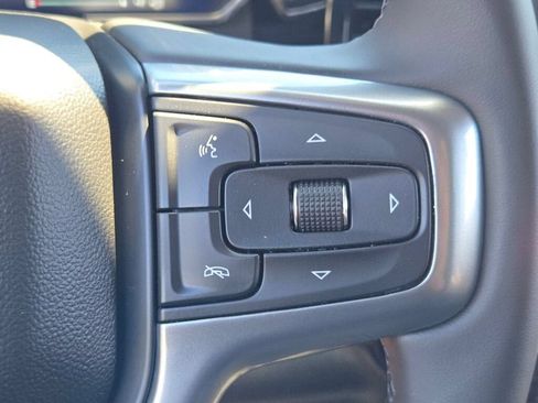 Certified 2025 Chevrolet Silverado 1500 LT AWD/4WD image 39