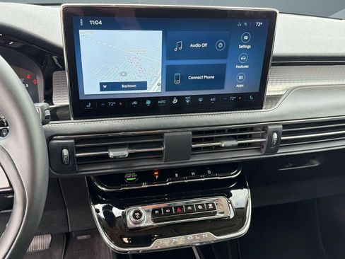 Used 2023 Lincoln Corsair FWD image 25