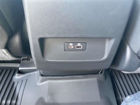 New 2025 Nissan Frontier PRO-4X w/ Interior Protection Package image 8