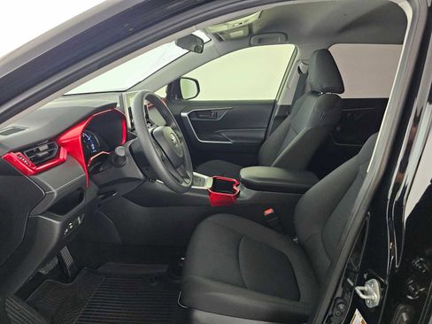 Used 2025 Toyota RAV4 LE image 20
