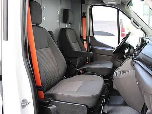 Used 2023 Ford Transit 250 148 High Roof image 26