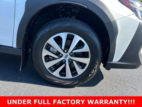Used 2025 Subaru Outback Premium image 8