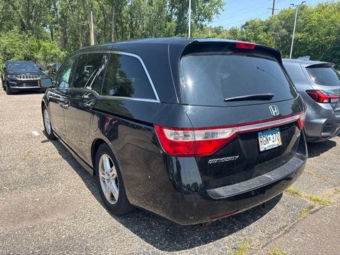 Used 2011 Honda Odyssey Touring image 3