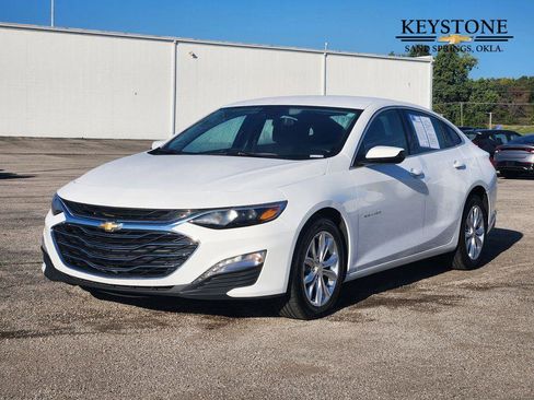 Used 2024 Chevrolet Malibu LT image 3