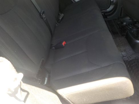 Used 2018 Jeep Wrangler Unlimited Sport AWD/4WD image 21