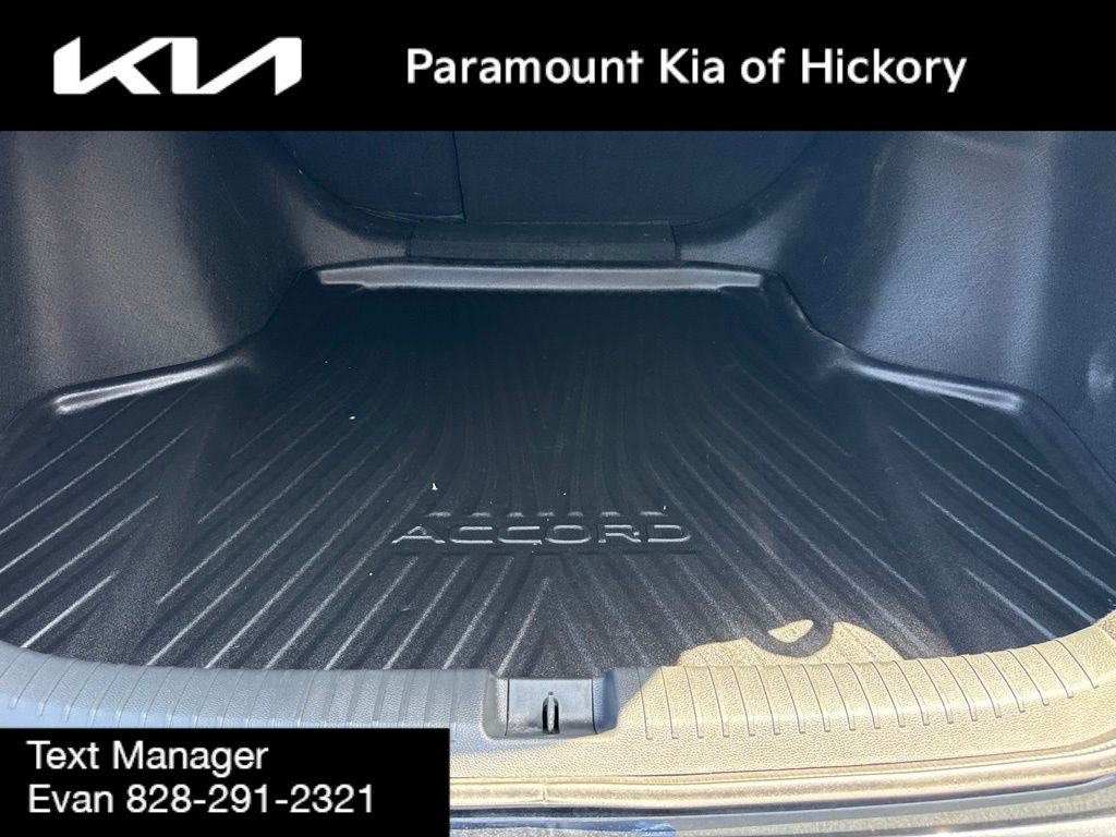 Used 2024 Honda Accord EX image 11