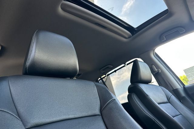 Used 2022 Honda Pilot EX-L image 19