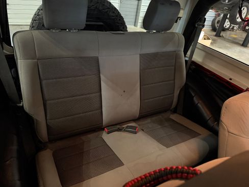 Used 2010 Jeep Wrangler Rubicon w/ Trailer Tow Group image 16