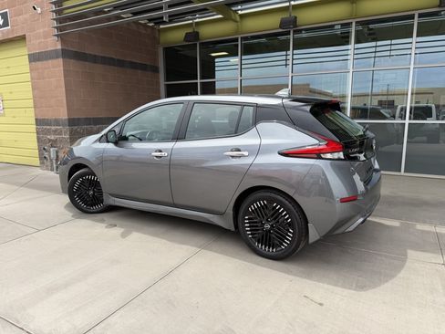 Used 2024 Nissan Leaf SV Plus FWD image 5