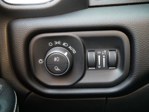 Used 2022 RAM 3500 Laramie image 26