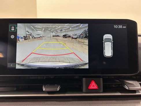 New 2026 Kia Carnival EX image 18