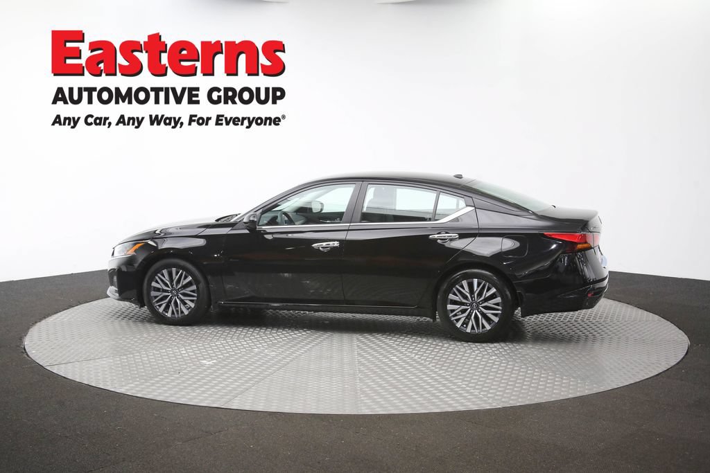 Used 2023 Nissan Altima 2.5 SV FWD image 62