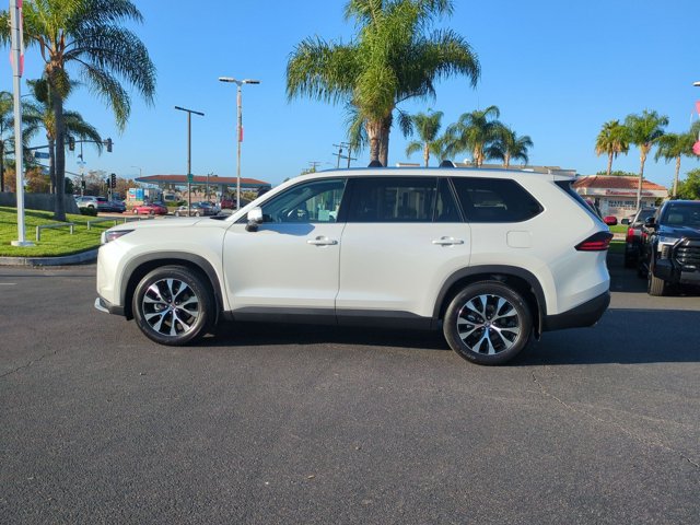 Used 2026 Toyota Grand Highlander AWD Hybrid image 9