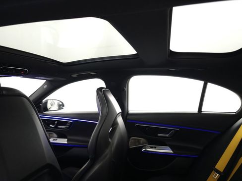 Certified 2025 Mercedes-Benz E 53 AMG e 4MATIC Sedan w/ Driver Assistance Package image 25